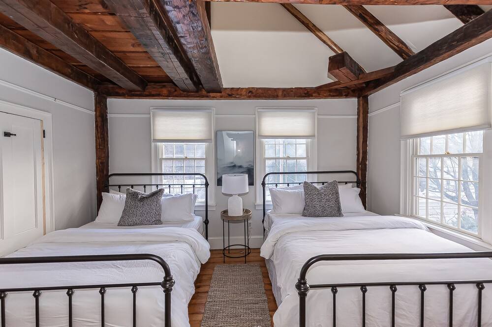 Photo of Bedroom in Proctorsville