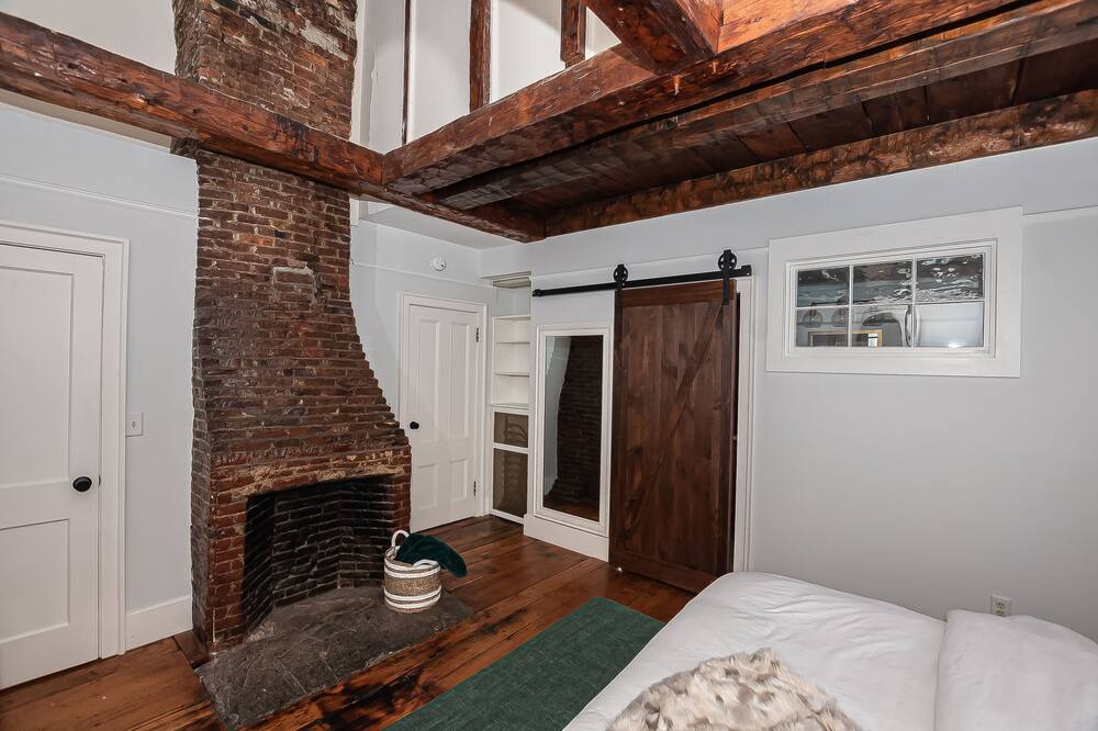 Photo of Bedroom in Proctorsville