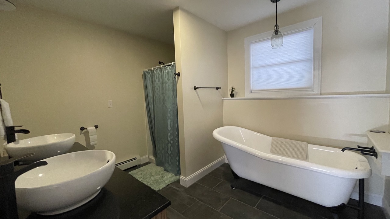 Photo of Bathroom in Lake Arrowhead