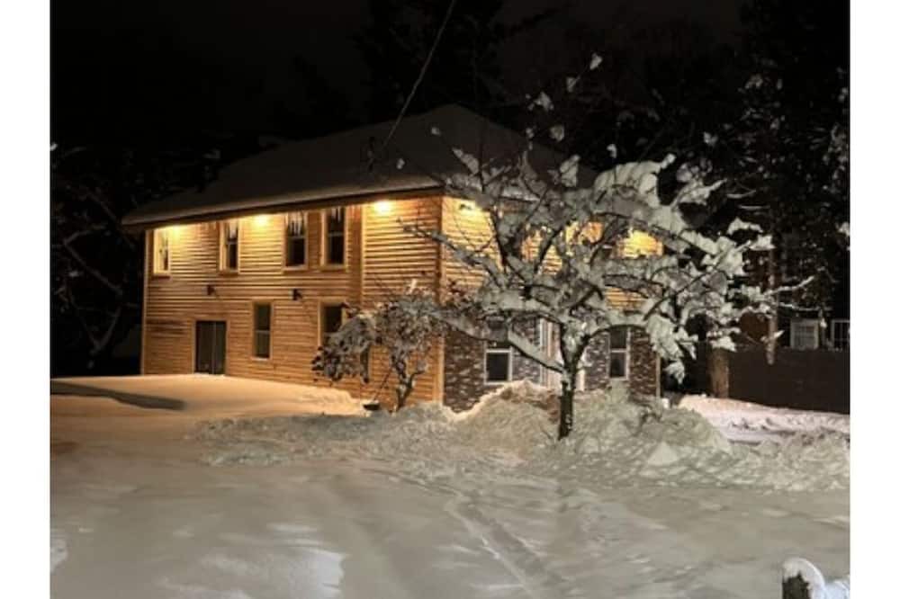 Photo of Outdoor in Hillcrest