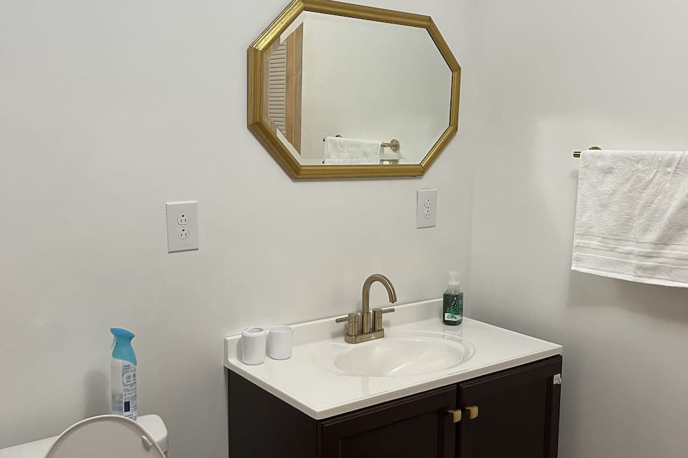 Photo of Bathroom in Hillcrest
