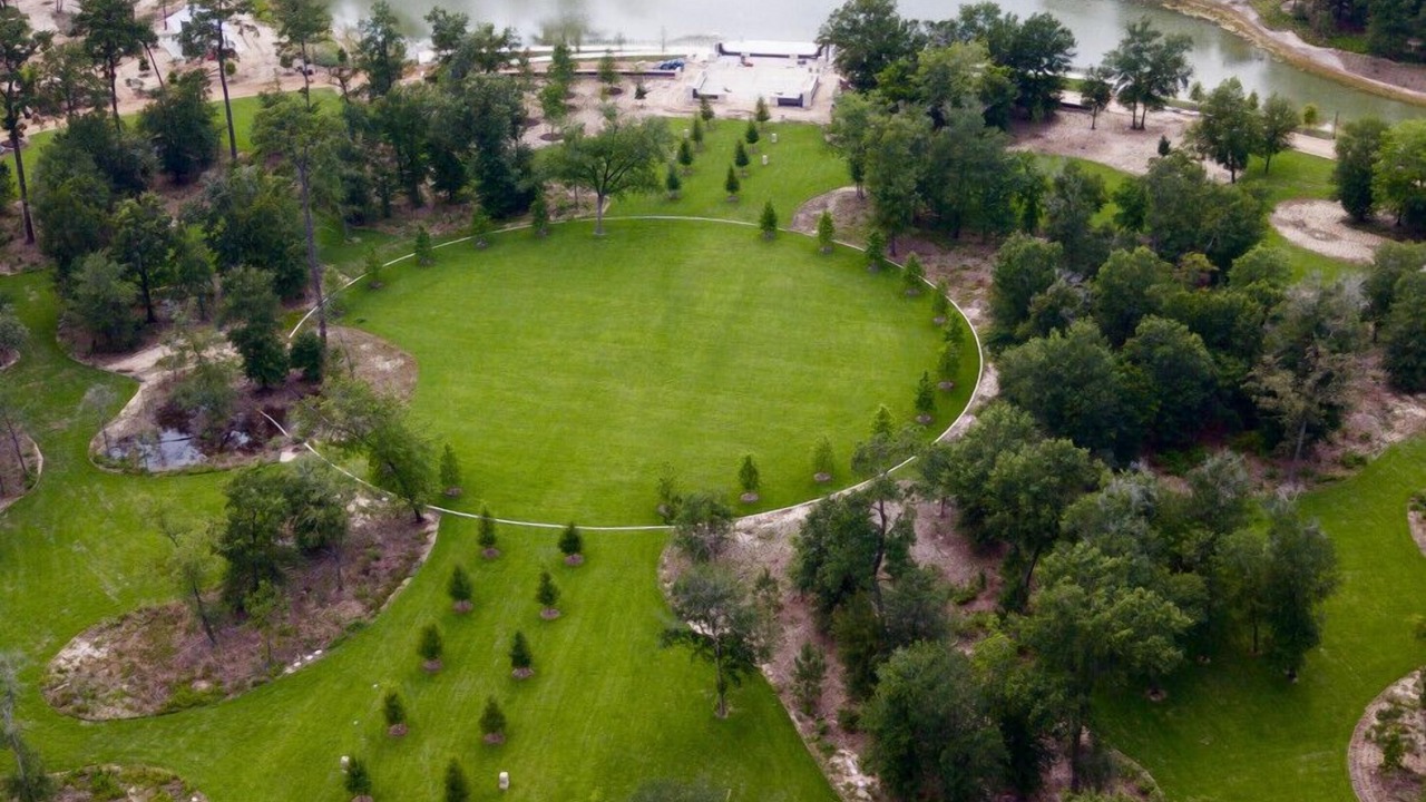 Photo of Outdoor in Washington Ave./ Memorial Park