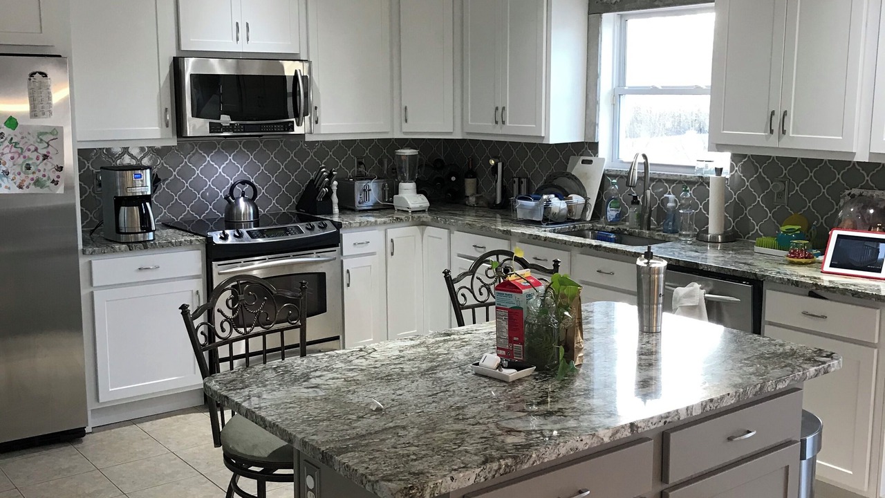 Photo of Kitchen in Aquebogue
