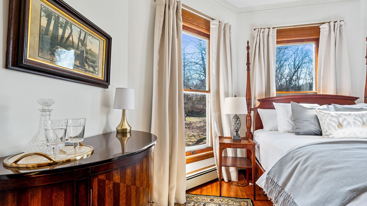 Photo of Bedroom in Newfield