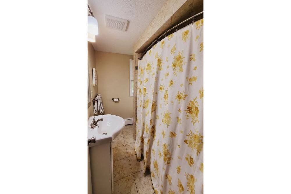 Photo of Bathroom in Salem