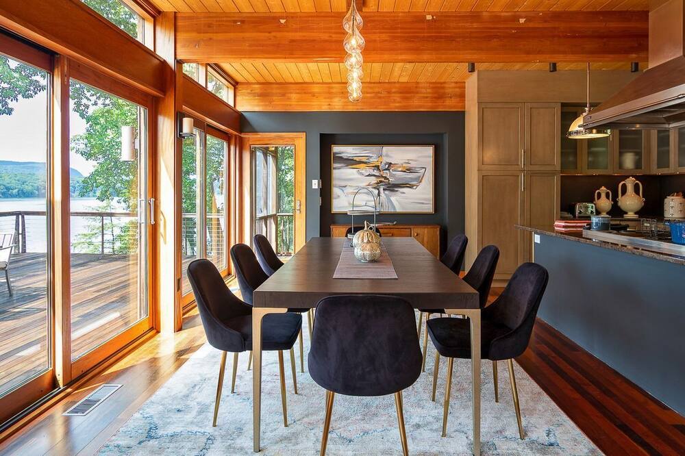 Photo of Livingroom in Hyde Park