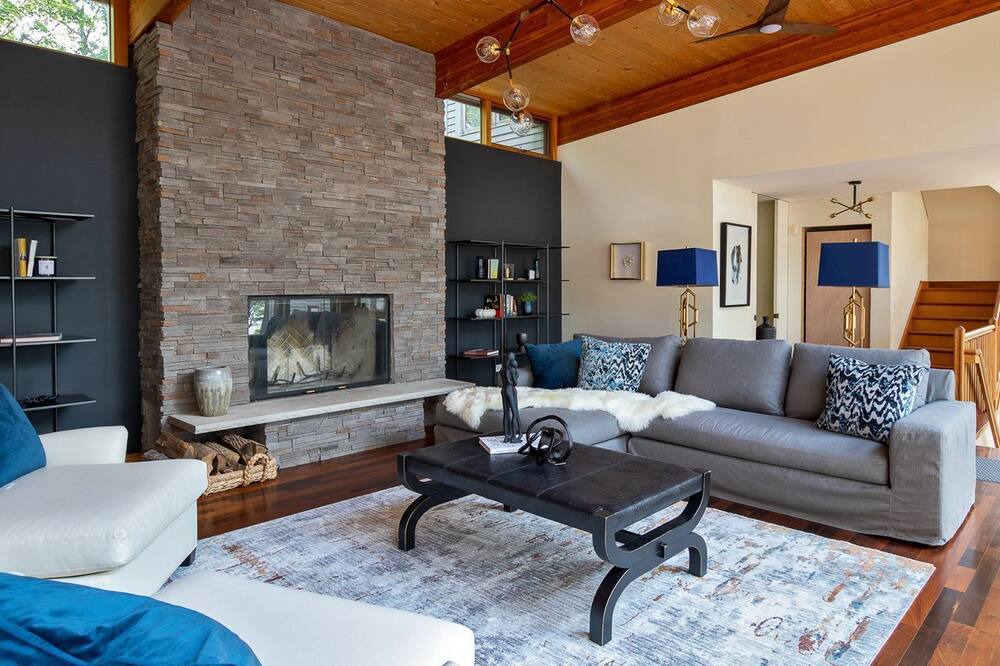 Photo of Livingroom in Hyde Park