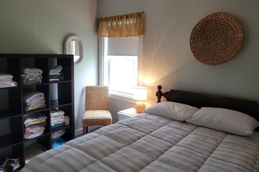 Photo of Bedroom in Sylvan Beach