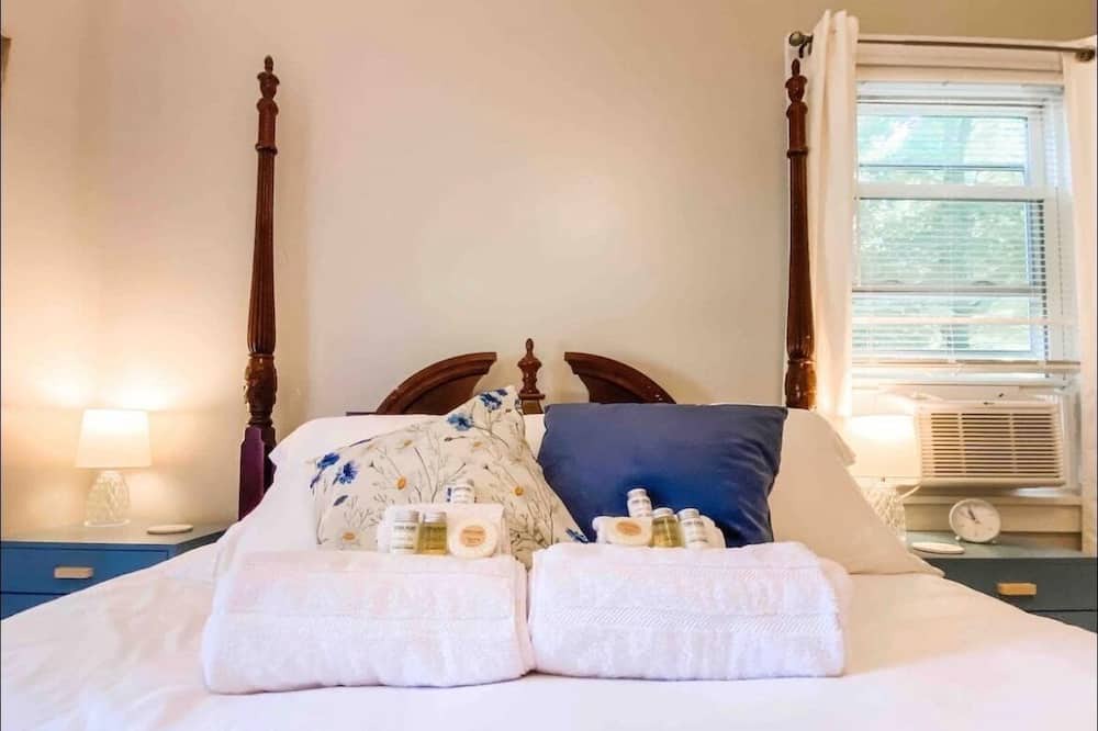 Photo of Bedroom in Poultney