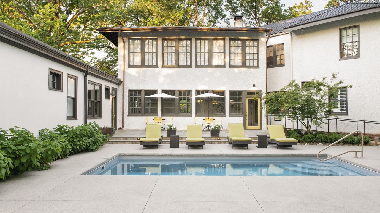 Photo of Outdoor in Jefferson Park Avenue