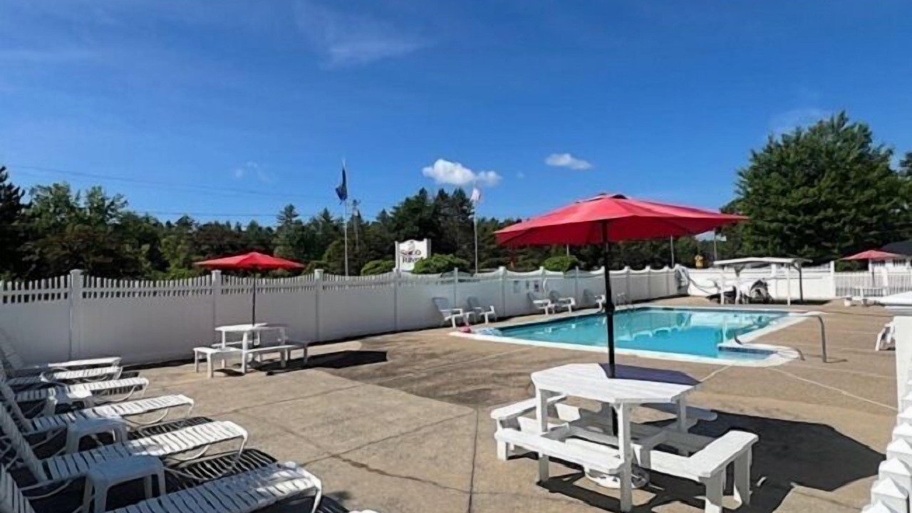 Photo of Outdoor in Center Conway