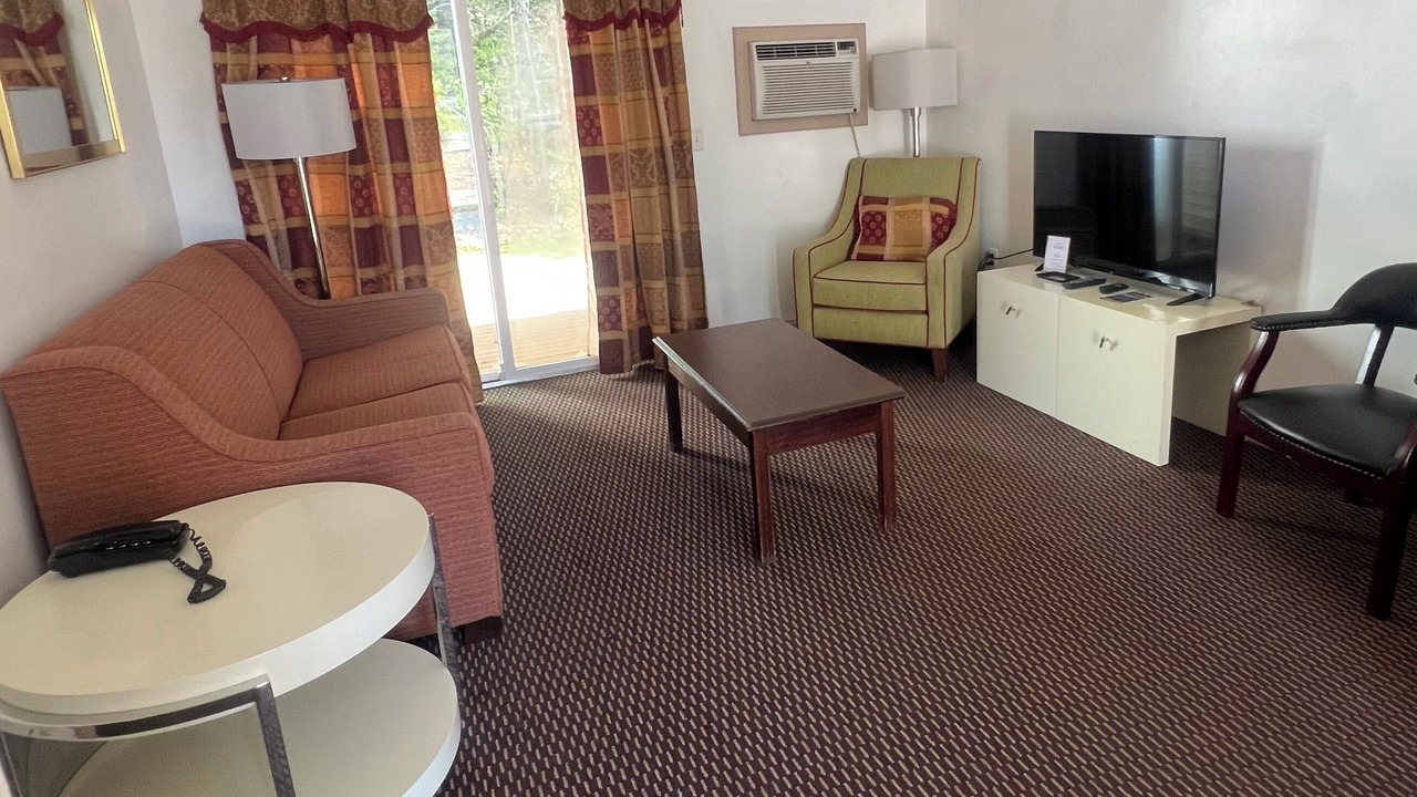 Photo of Livingroom in Center Conway