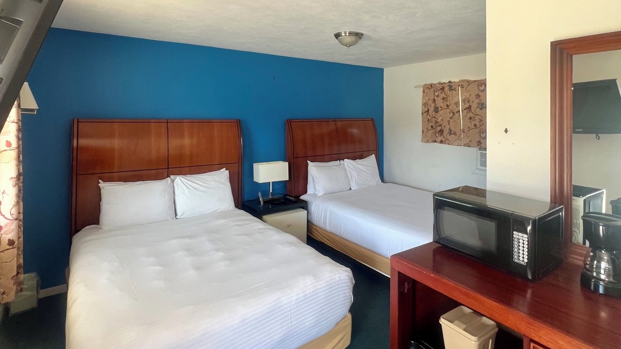 Photo of Bedroom in Center Conway