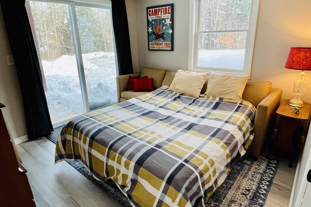 Photo of Bedroom in New London