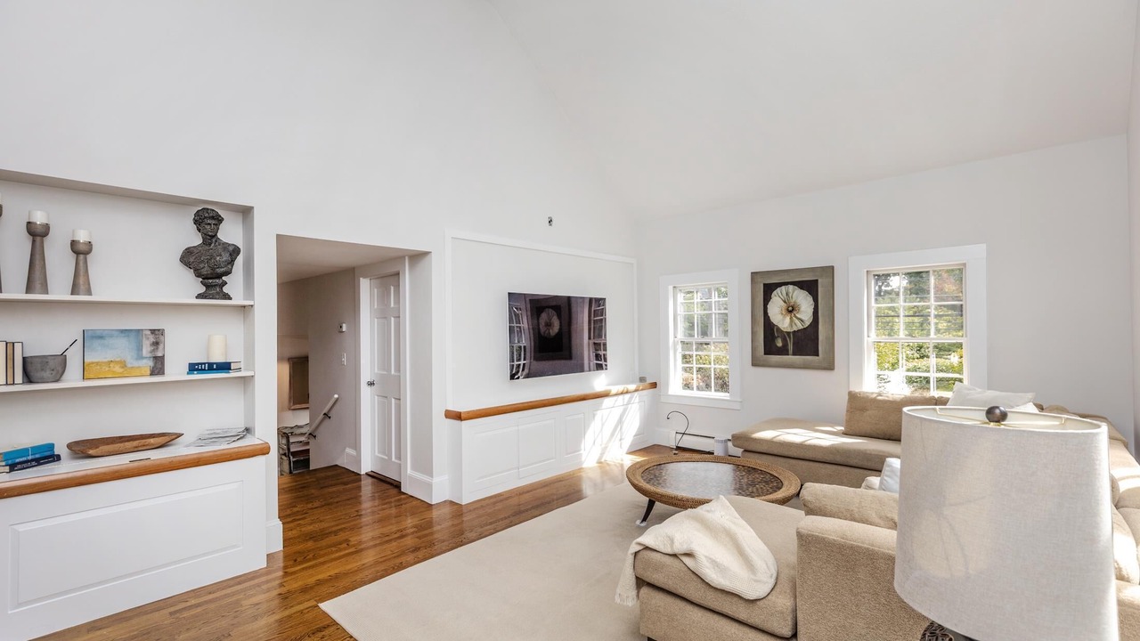 Photo of Livingroom in Andover