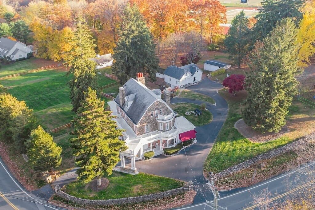 Photo of Outdoor in Montebello