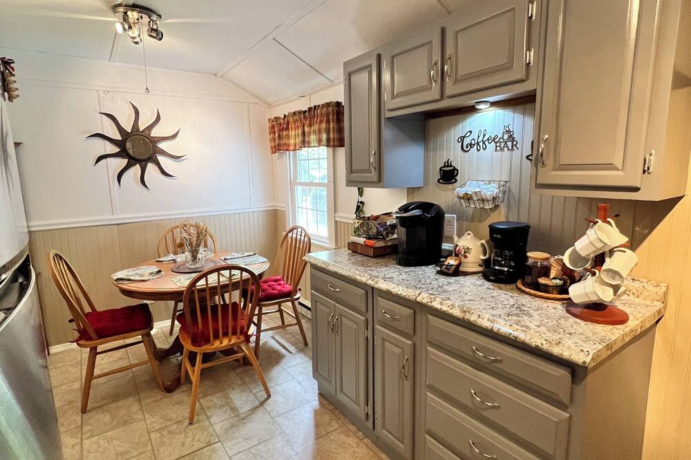 Photo of Kitchen in White Lake