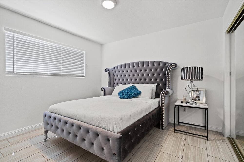 Photo of Bedroom in Chinatown