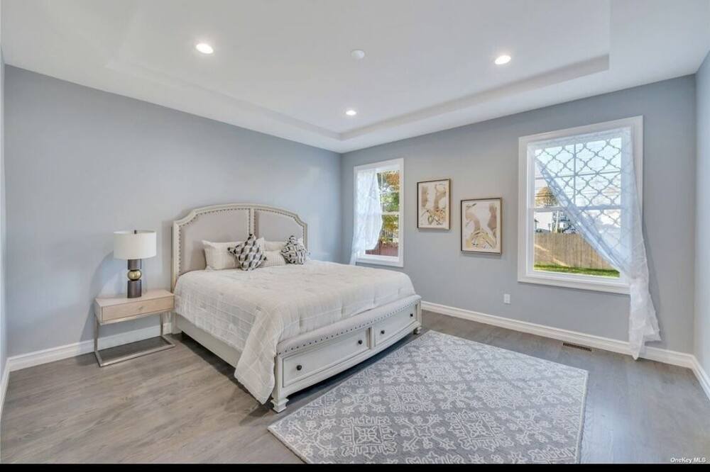 Photo of Bedroom in Hicksville