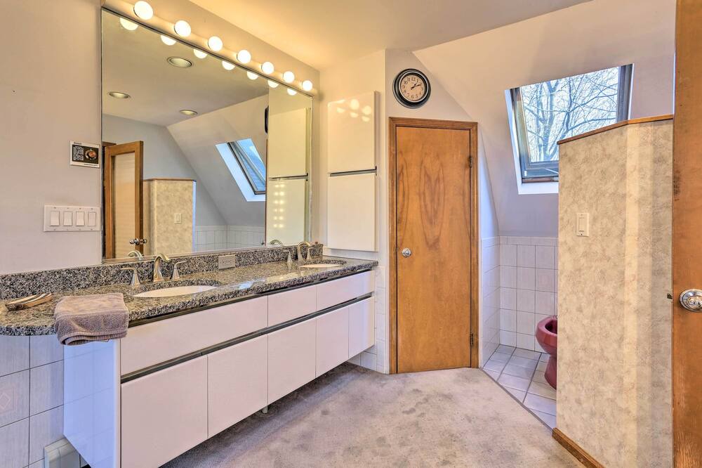 Photo of Bathroom in Fishkill
