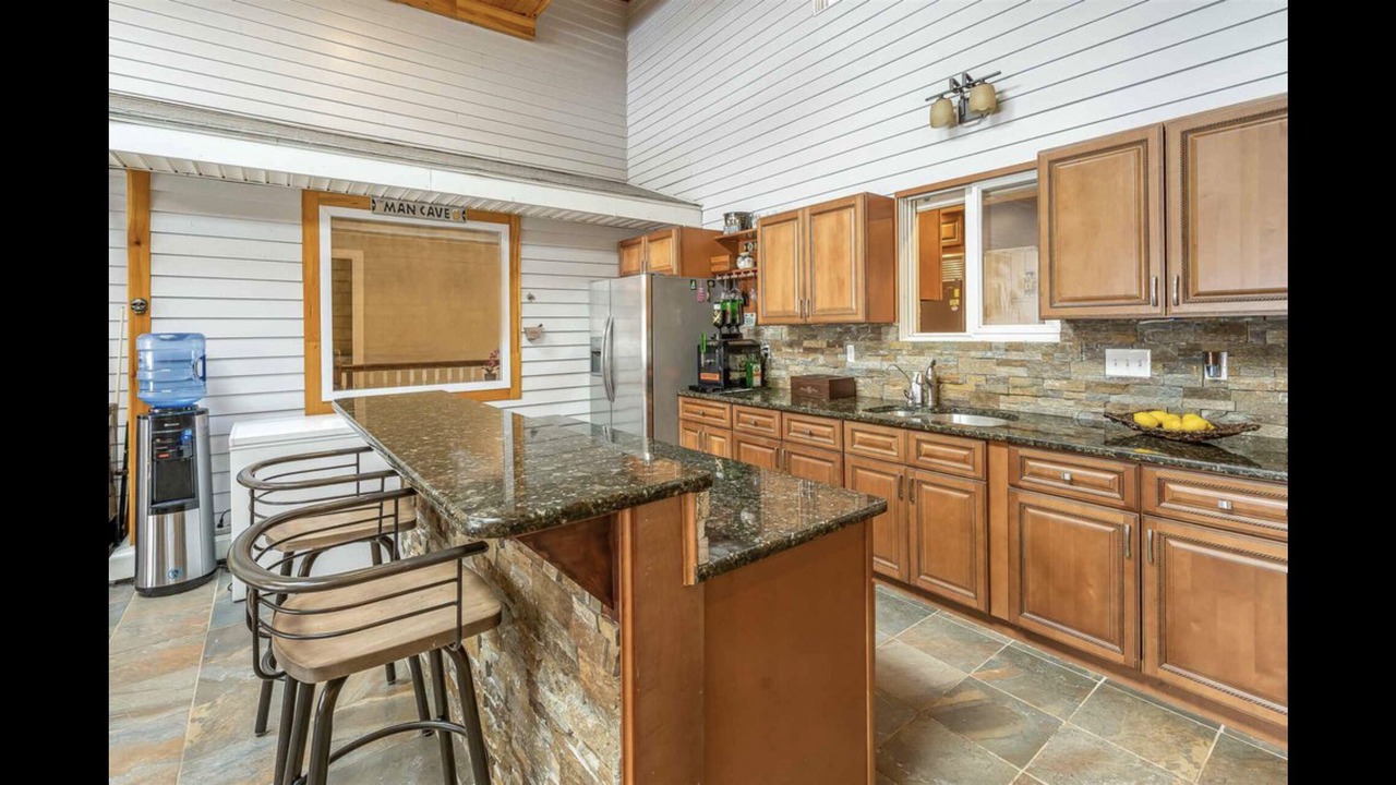 Photo of Kitchen in Londonderry