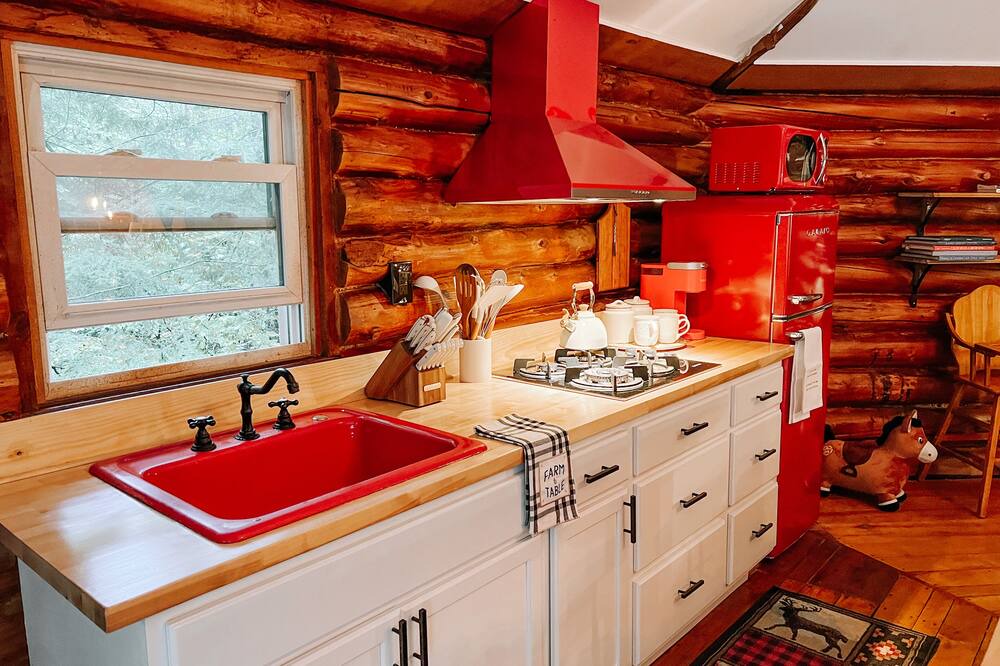 Photo of Kitchen in Lyndon Center