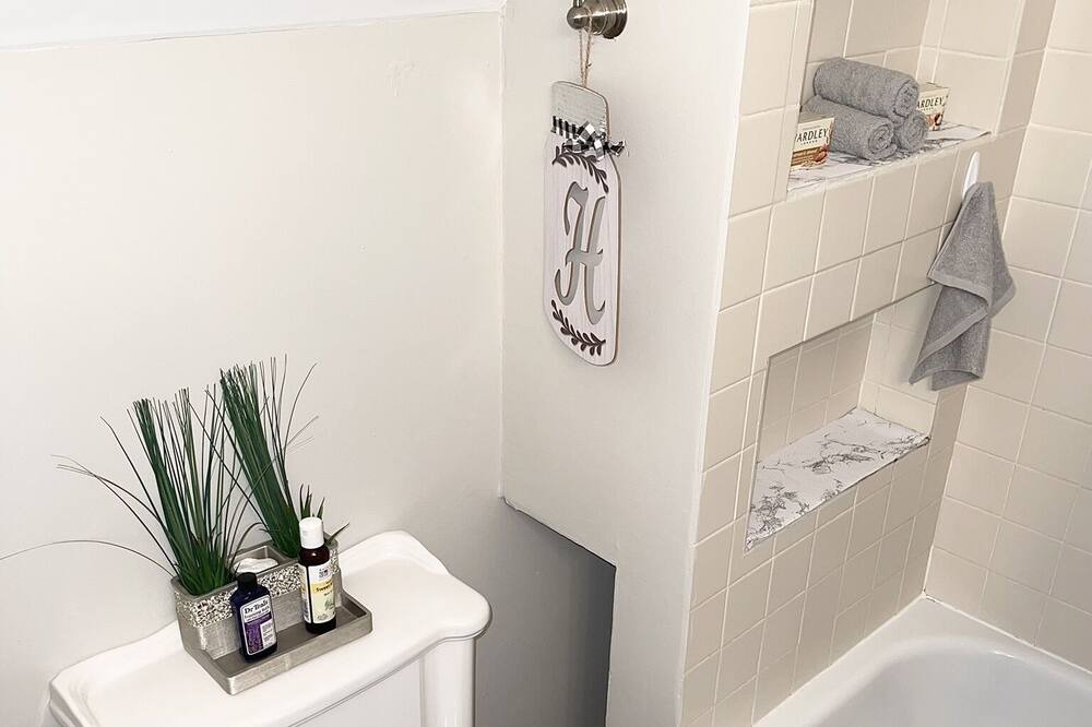 Photo of Bathroom in Chic's Beach