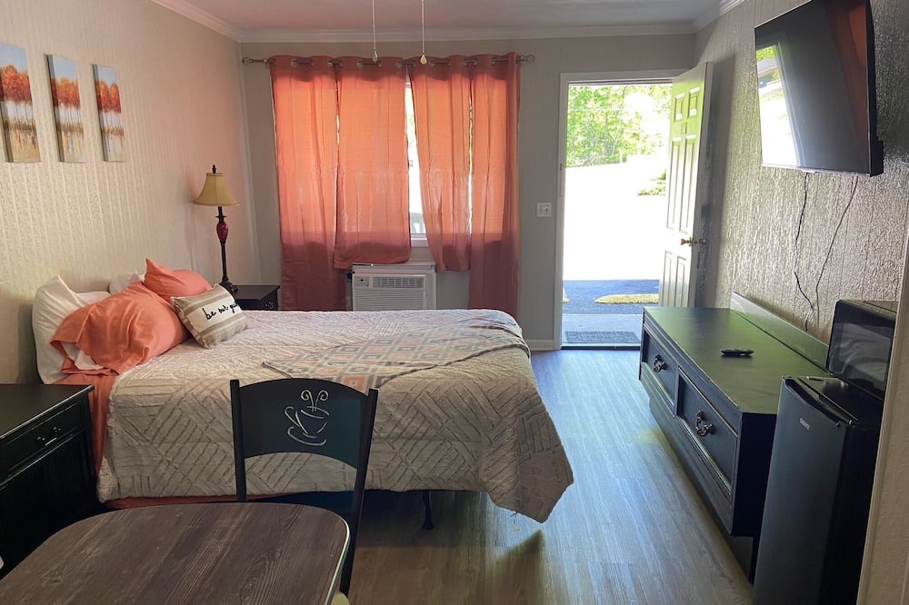 Photo of Bedroom in Haysi