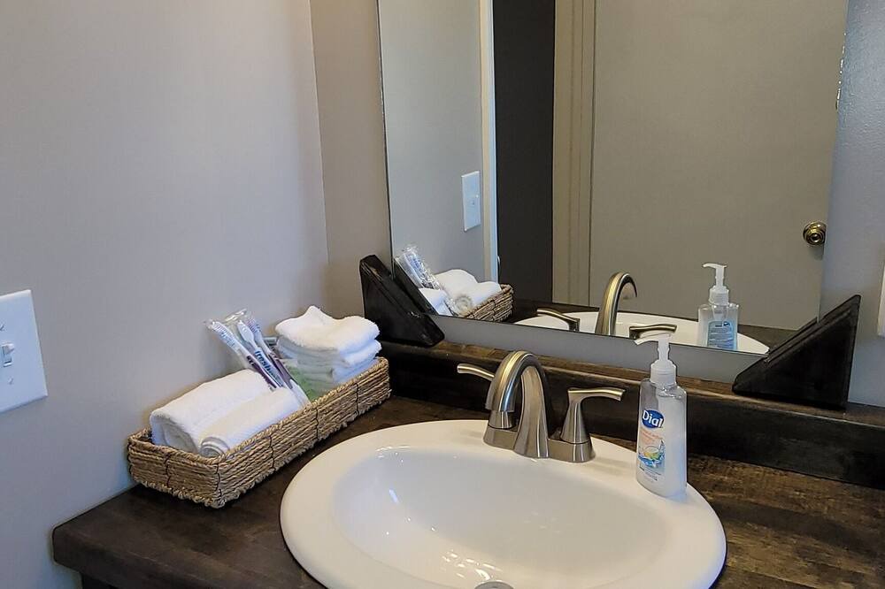 Photo of Bathroom in Dobson