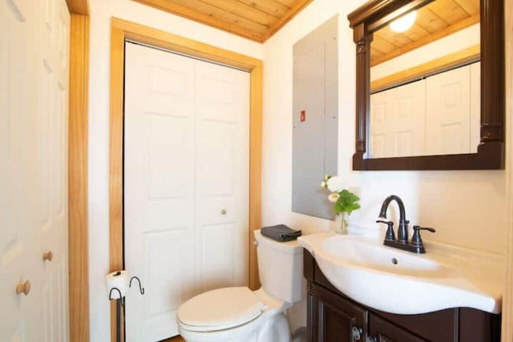 Photo of Bathroom in Lodi