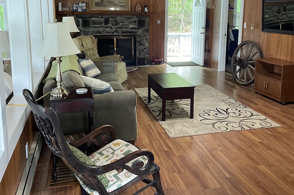 Photo of Livingroom in Hubbardton