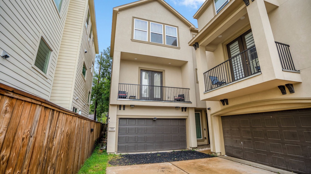 Photo of Outdoor in Riverside Terrace