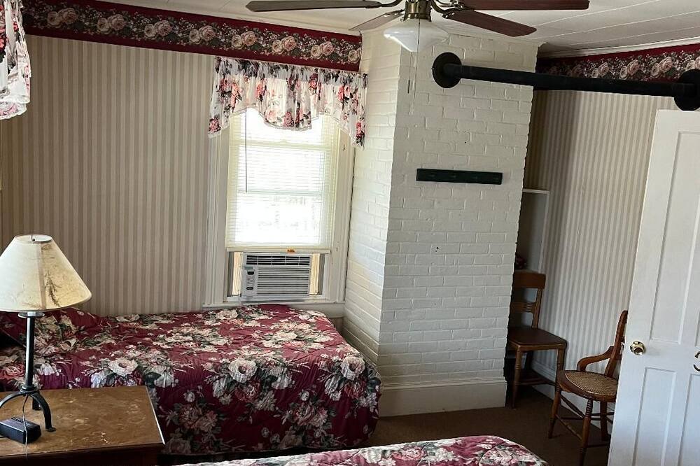 Photo of Bedroom in Brant Lake