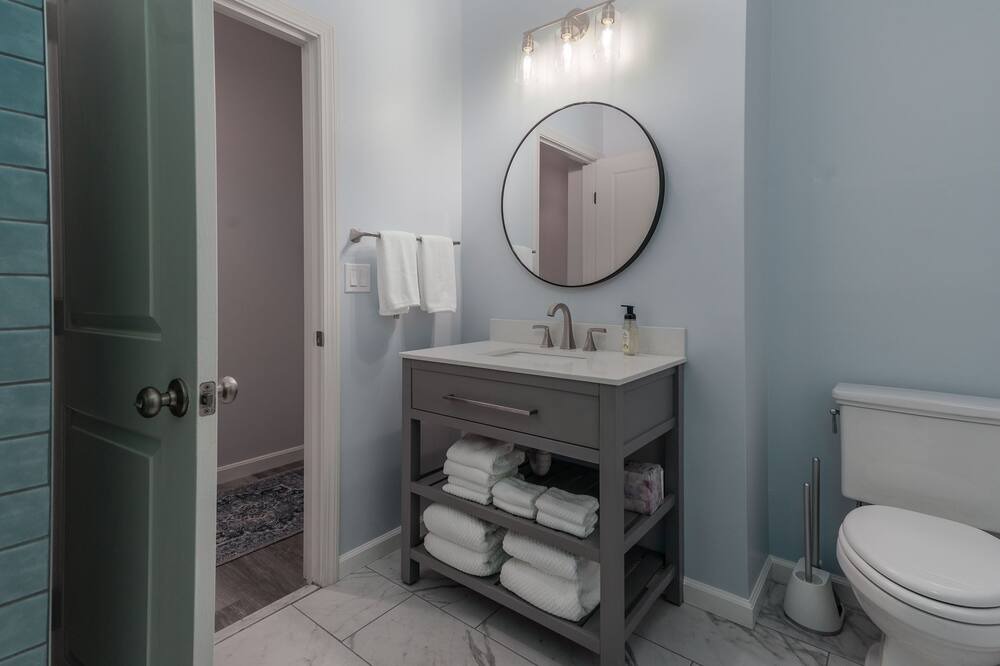 Photo of Bathroom in Seabrook