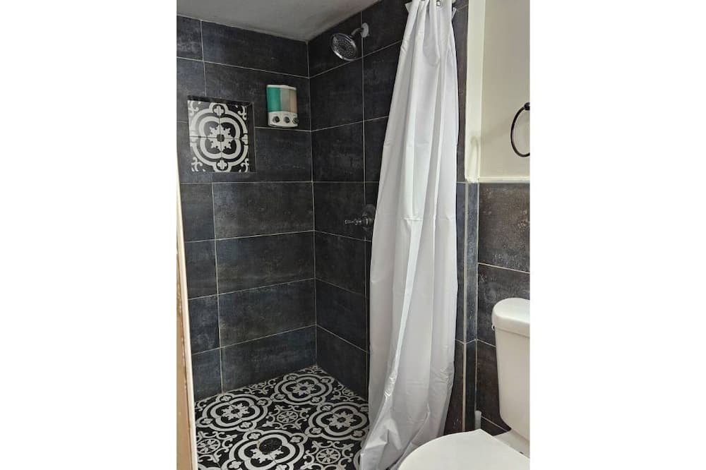 Photo of Bathroom in North Bay Shore