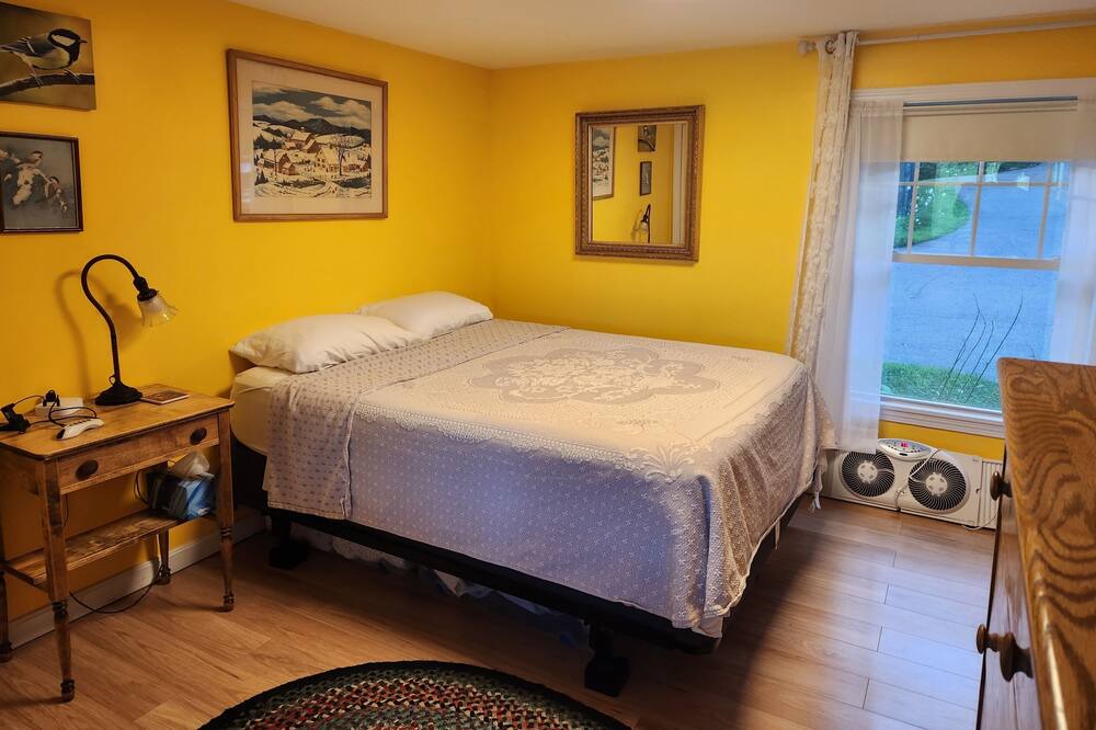 Photo of Bedroom in Winthrop