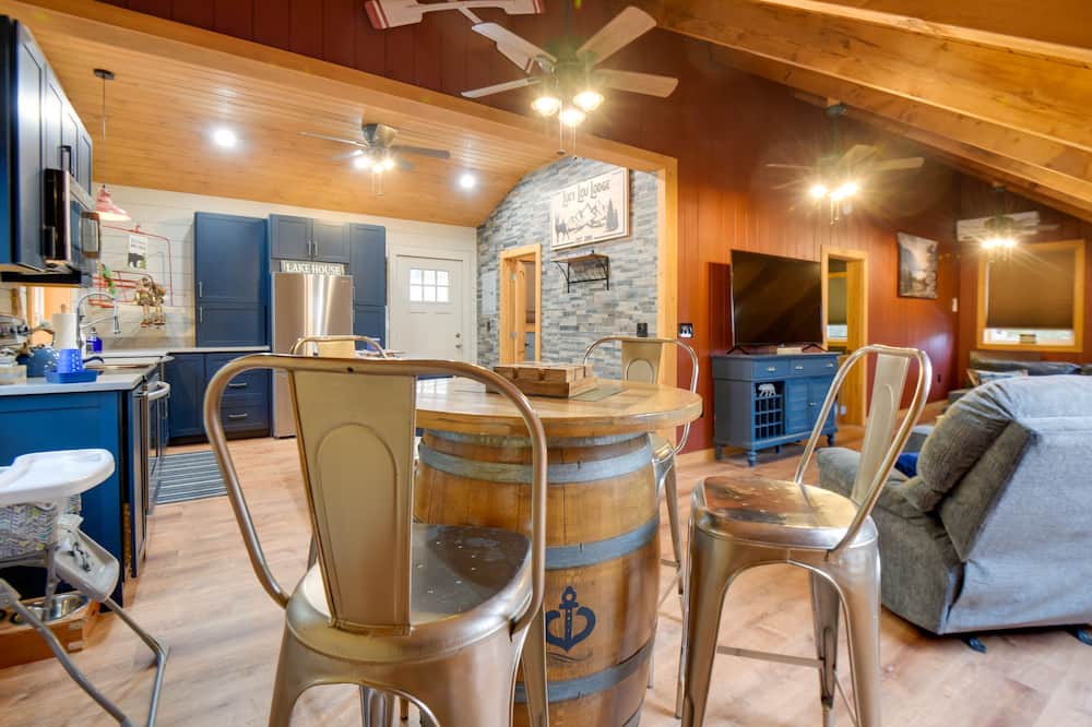 Photo of Kitchen in The Bluffs