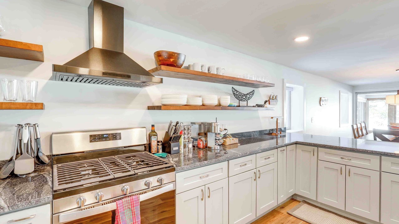 Photo of Kitchen in Sunapee