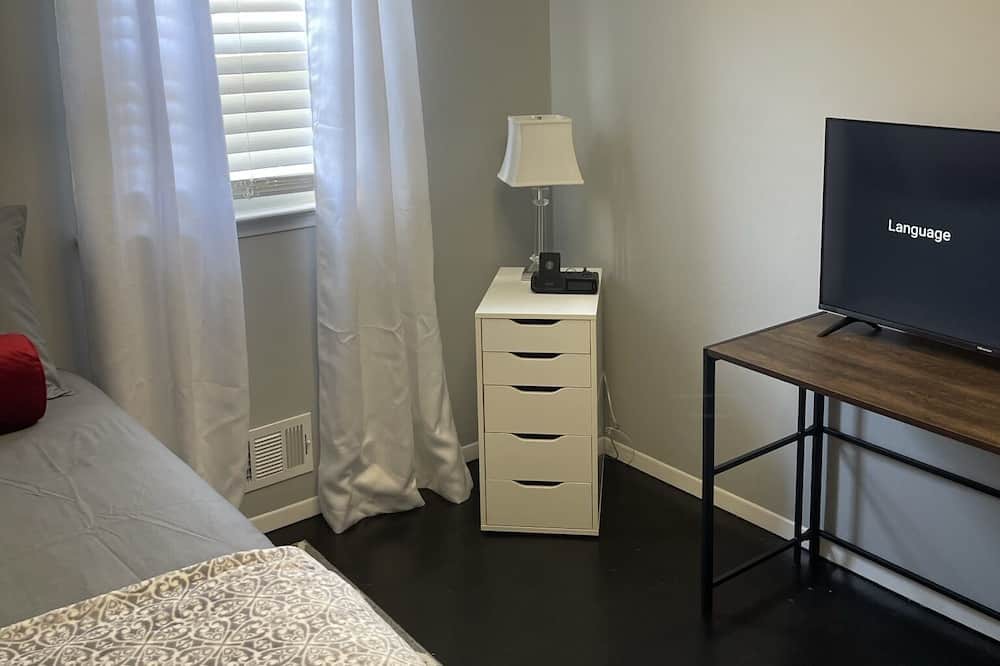 Photo of Bedroom in Ewing
