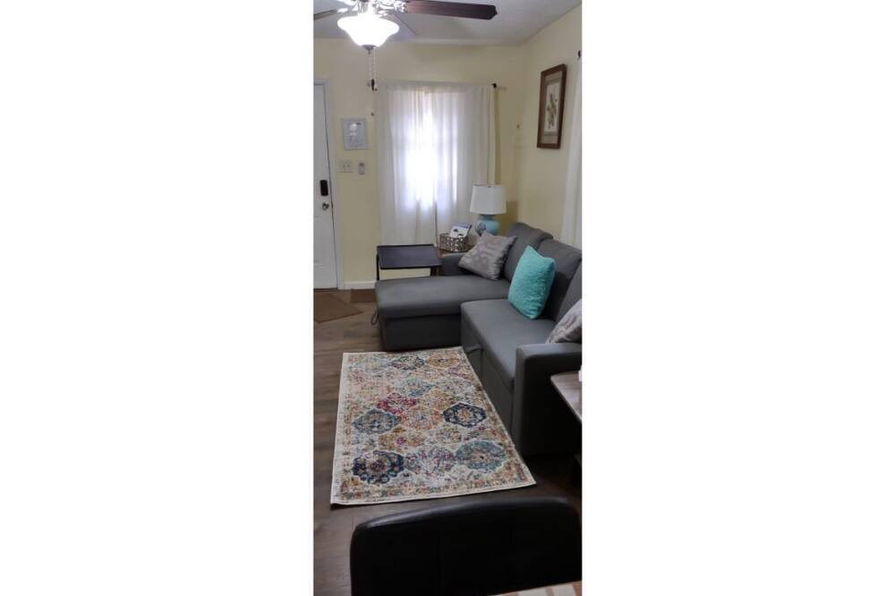 Photo of Livingroom in True