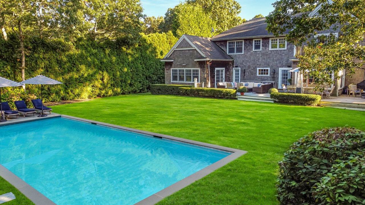 Photo of Outdoor in Wainscott Woods