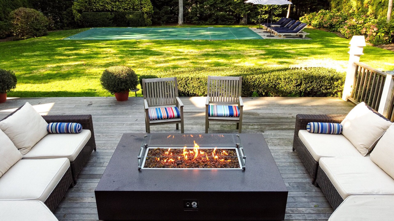 Photo of Outdoor in Wainscott Woods