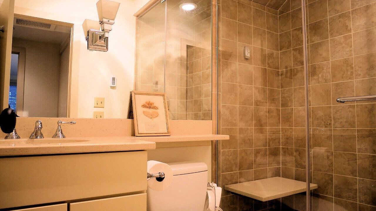 Photo of Bathroom in Bromley Mountain