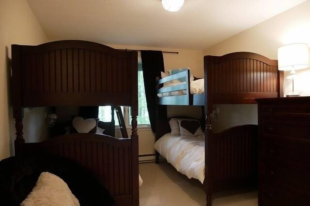 Photo of Bedroom in Bromley Mountain