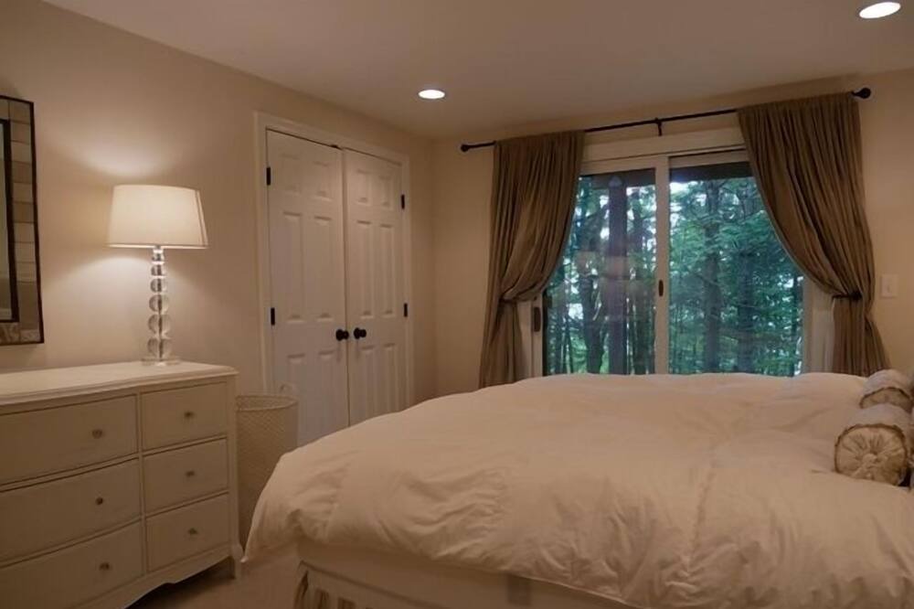 Photo of Bedroom in Bromley Mountain