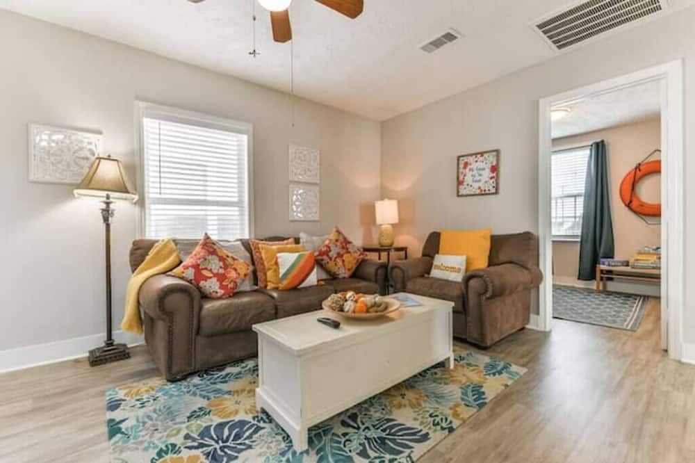 Photo of Bedroom in San Jacinto