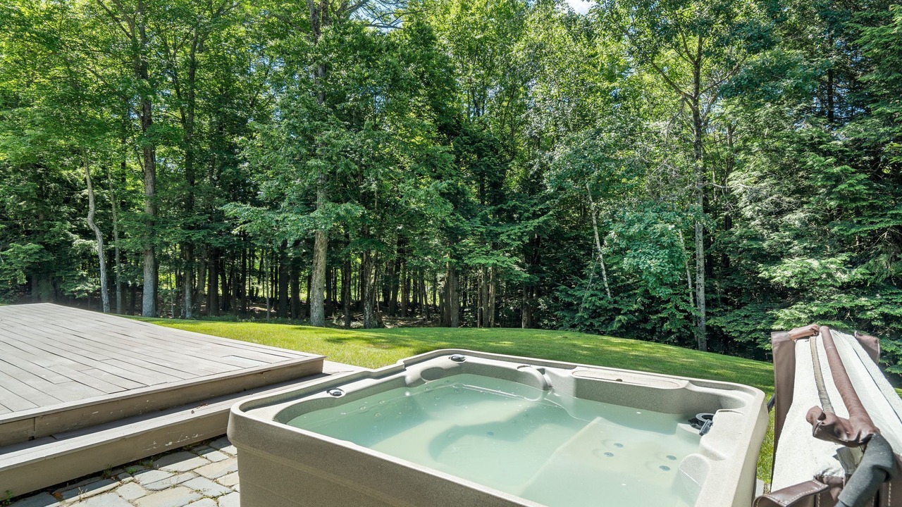 Photo of Outdoor in New London