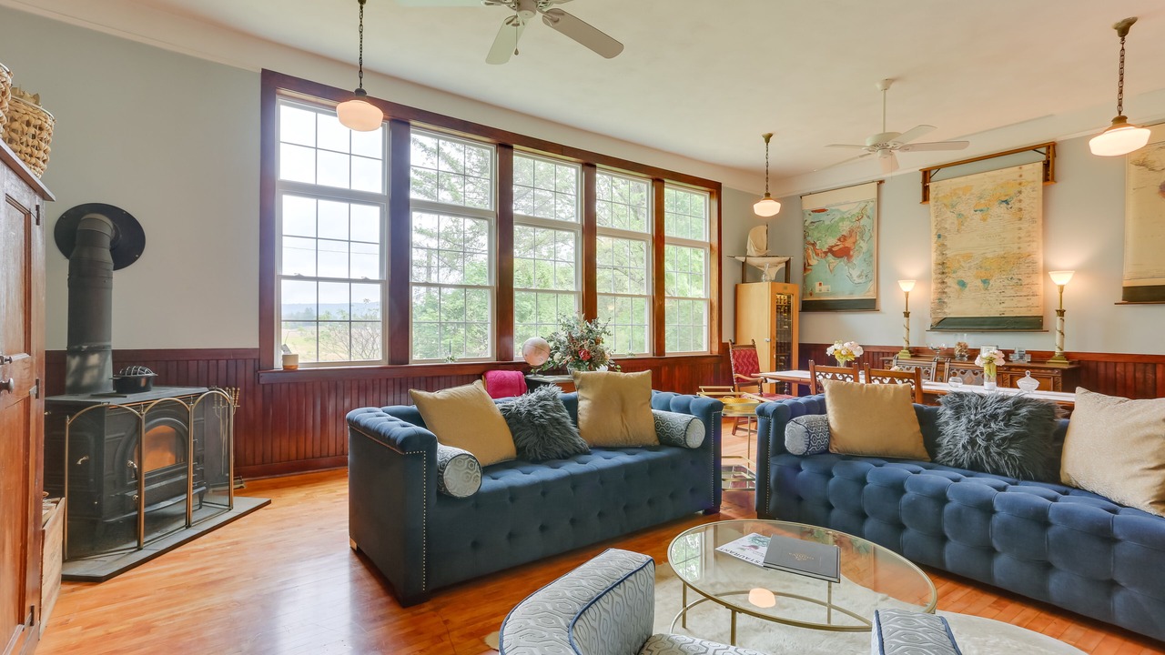 Photo of Livingroom in Ouaquaga