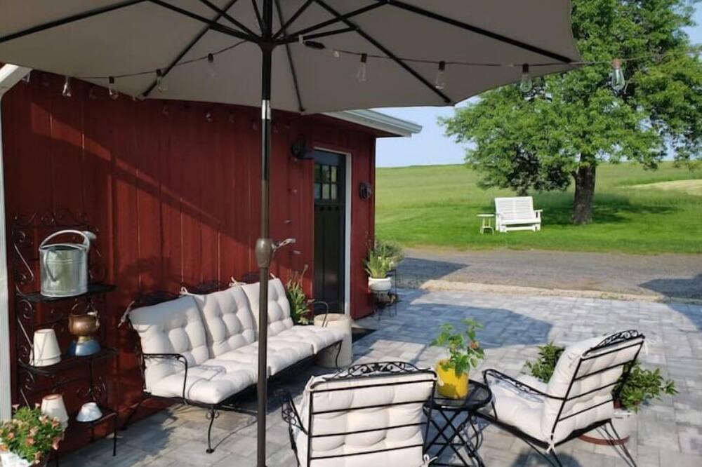 Photo of Outdoor in Suffield