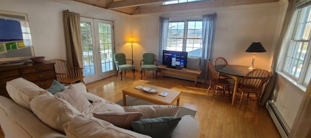 Photo of Livingroom in Lyme Center